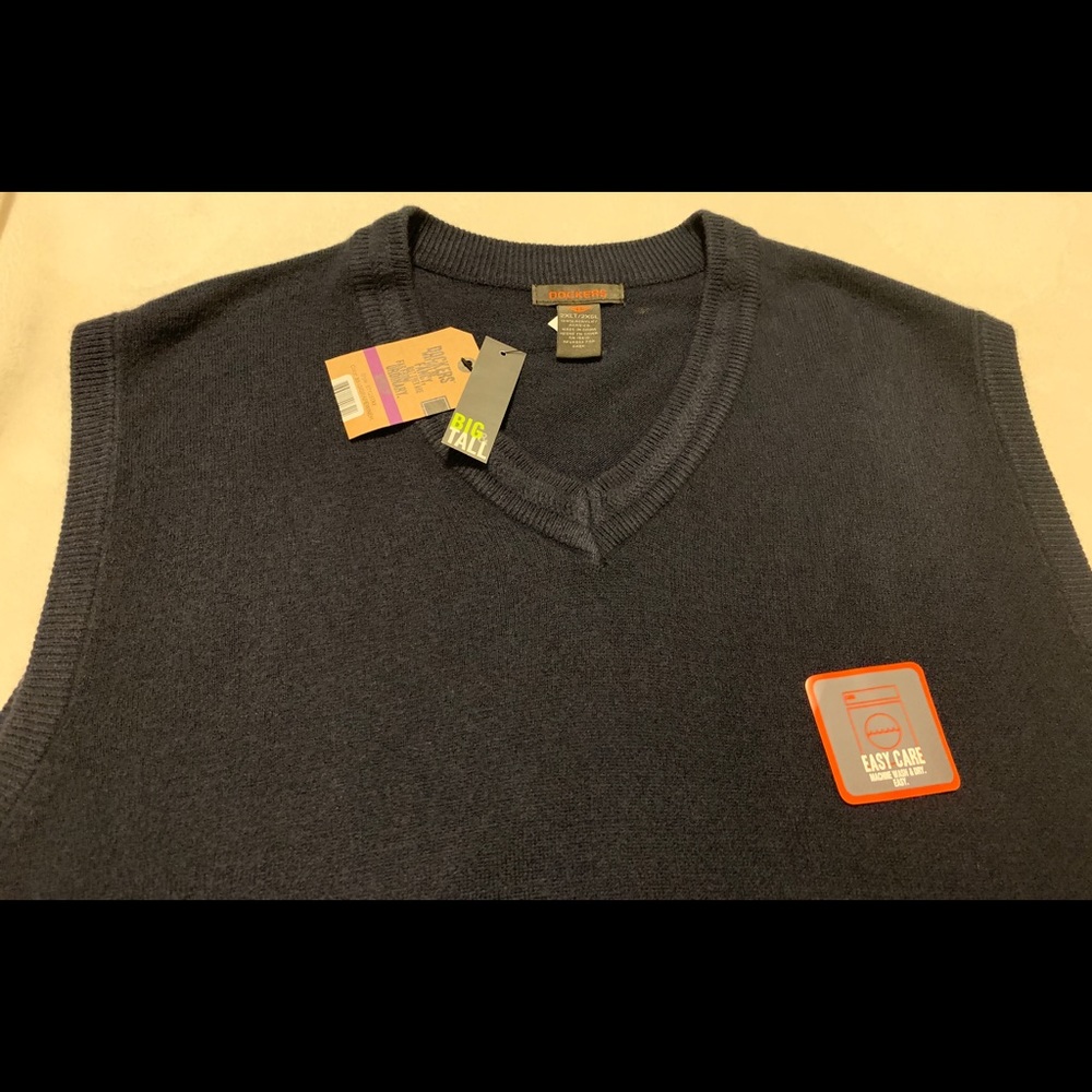 Dockers Men’s sweater sleeve less - Picture 4 of 5
